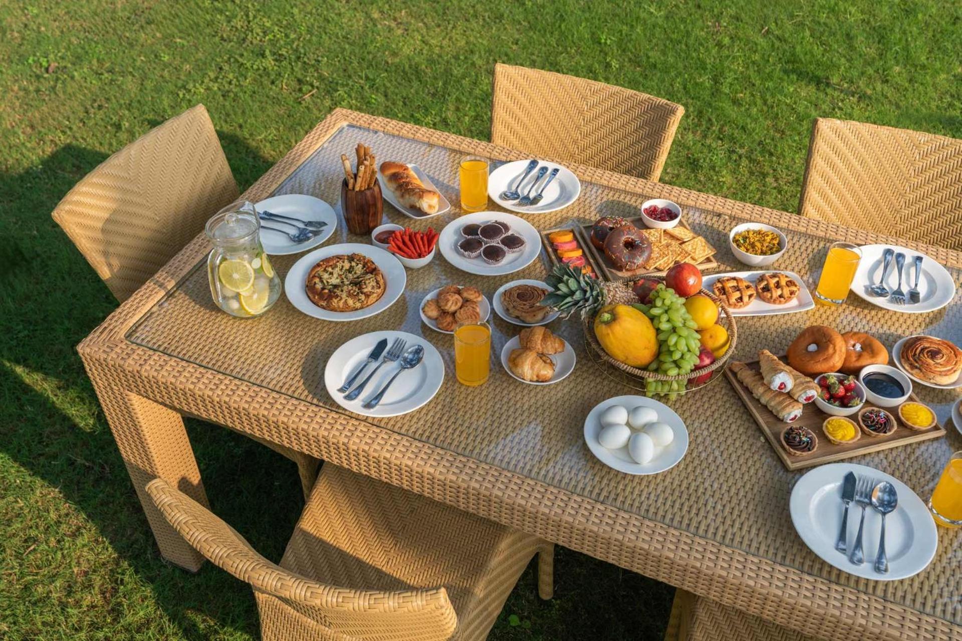 Stayvista At Amara Villa Luxury Collection With Private Pool & Gazebo آليباغ المظهر الخارجي الصورة